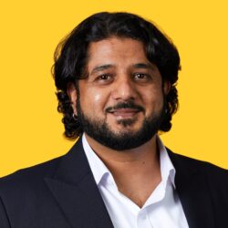 naqvisye_MPH_Web_Headshot_8-29