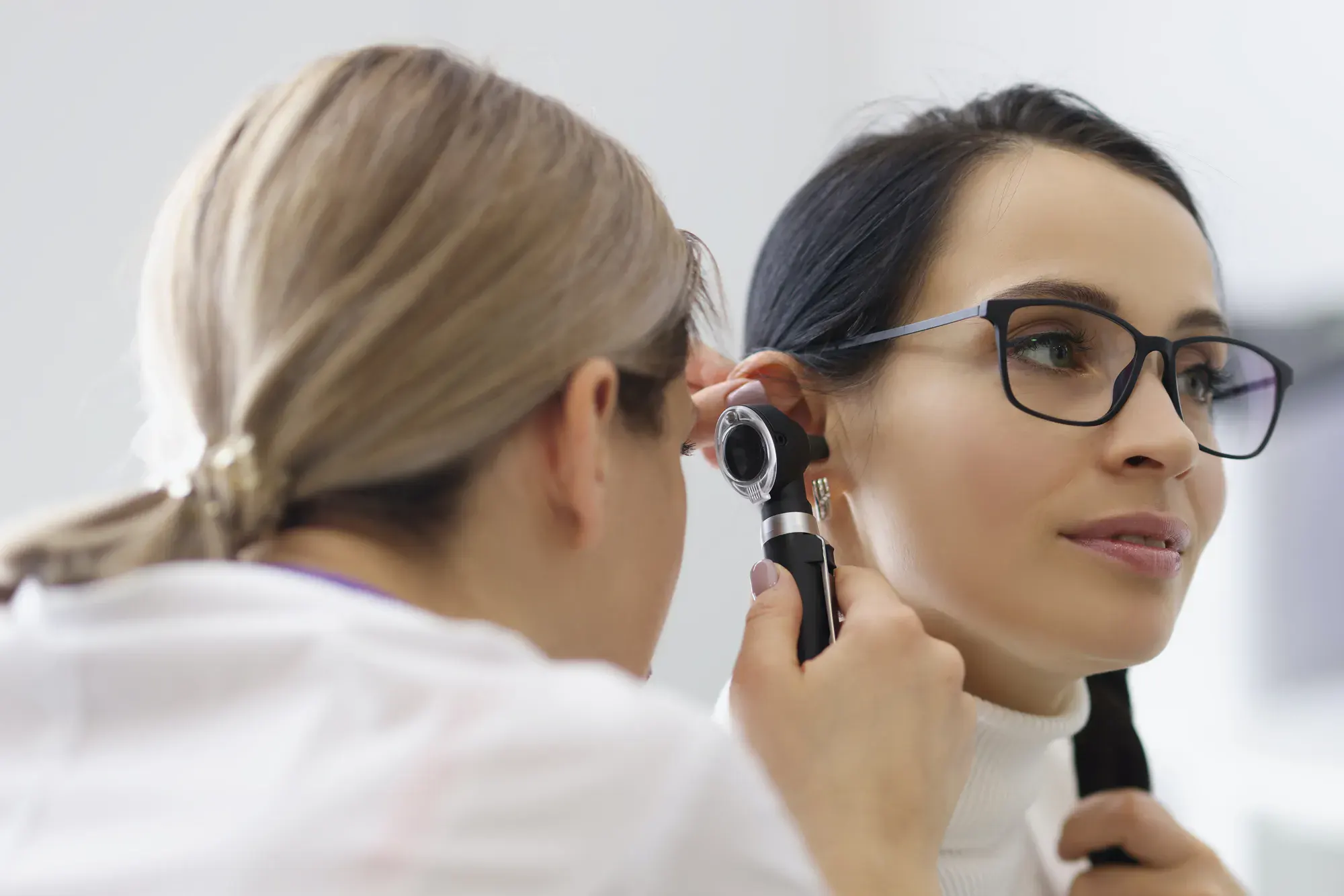 Care manager reviewing persona;ized recovery plans with a member, highlighting the detailed behavioral health and support services available through the MetroPlusHealth Enhanced (HARP) Plan.