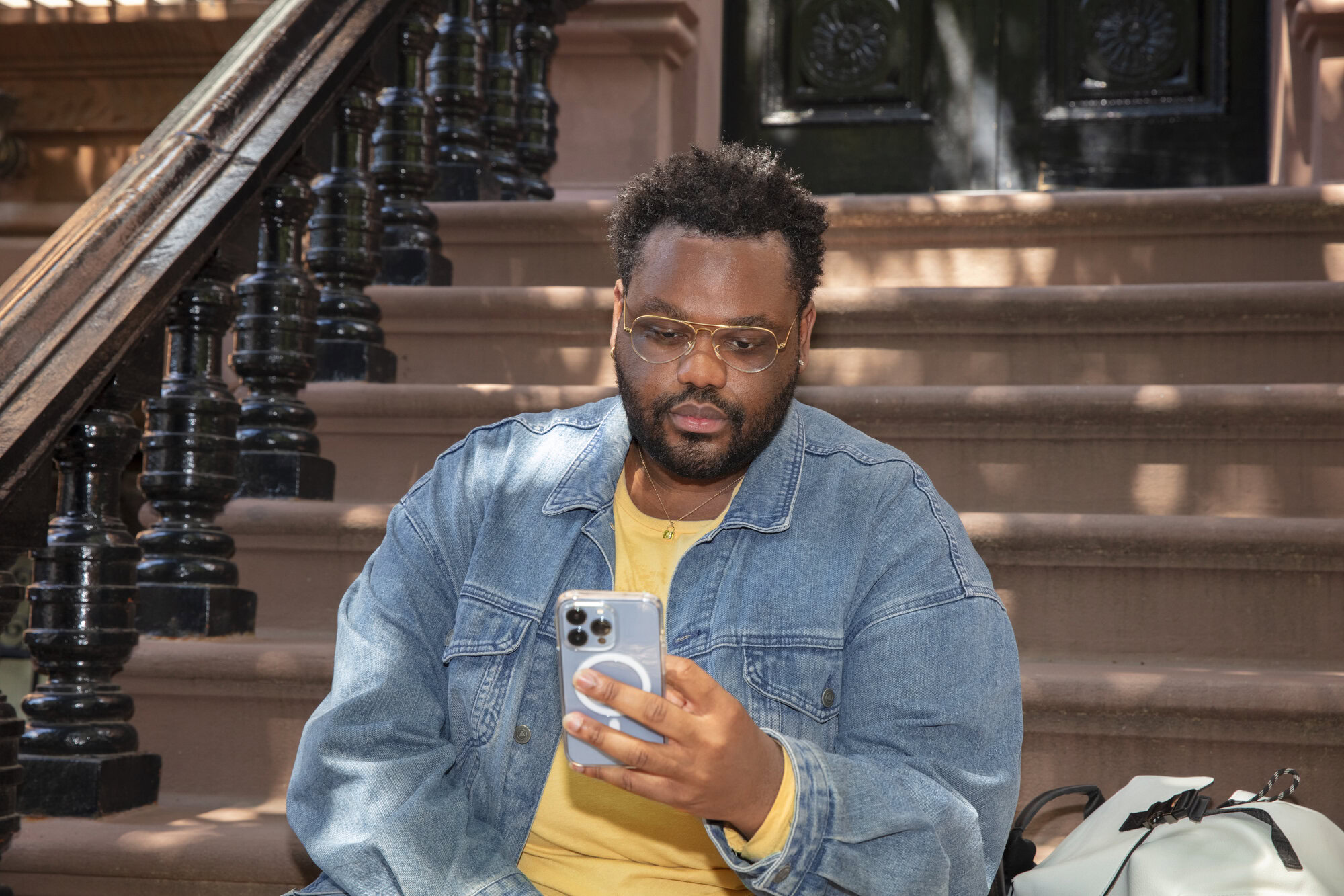 Patient using MetroPlusHealth's online tool to find a doctor or specialist.